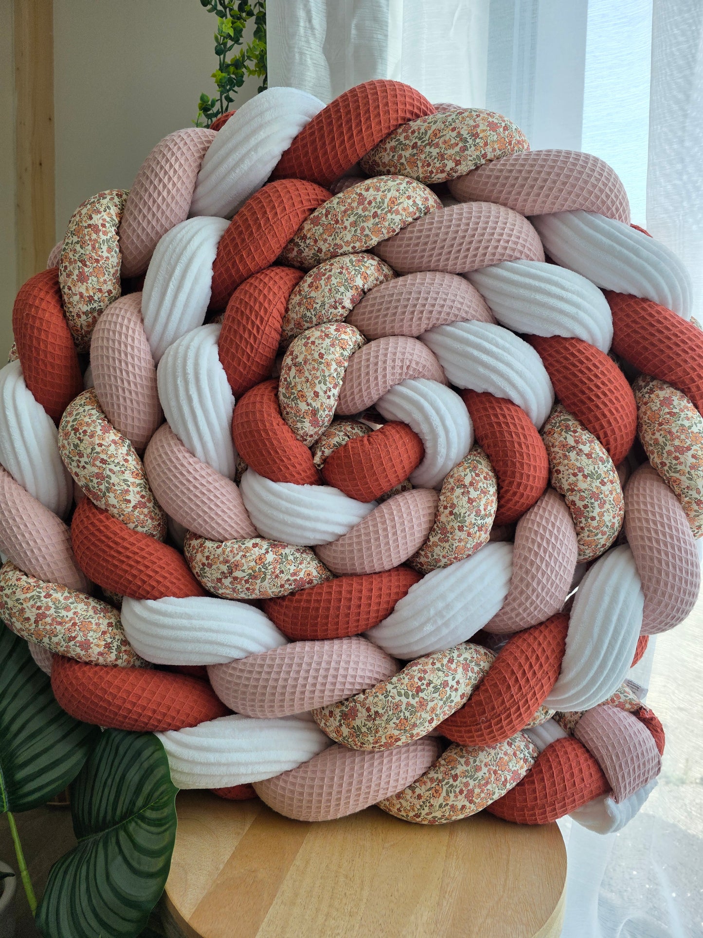 Tresse de lit 4 brins 560cm poudré marsala côtelé blanc et fleurs d'été