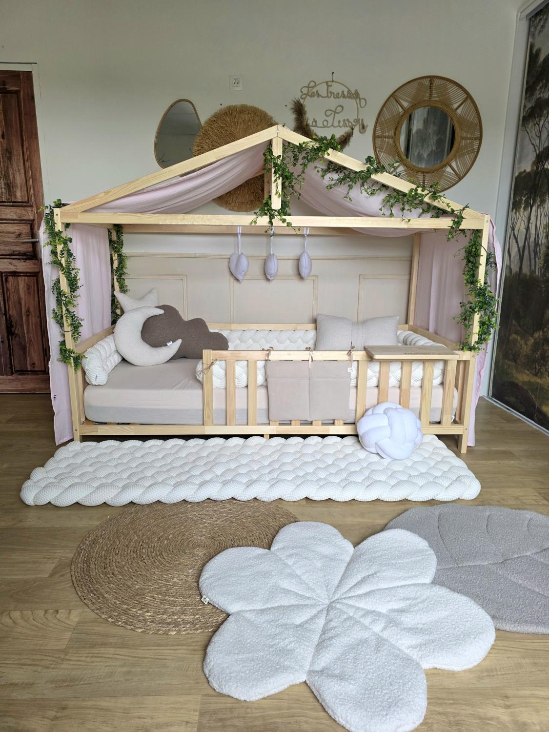Ciel de lit cabane modèle B rose