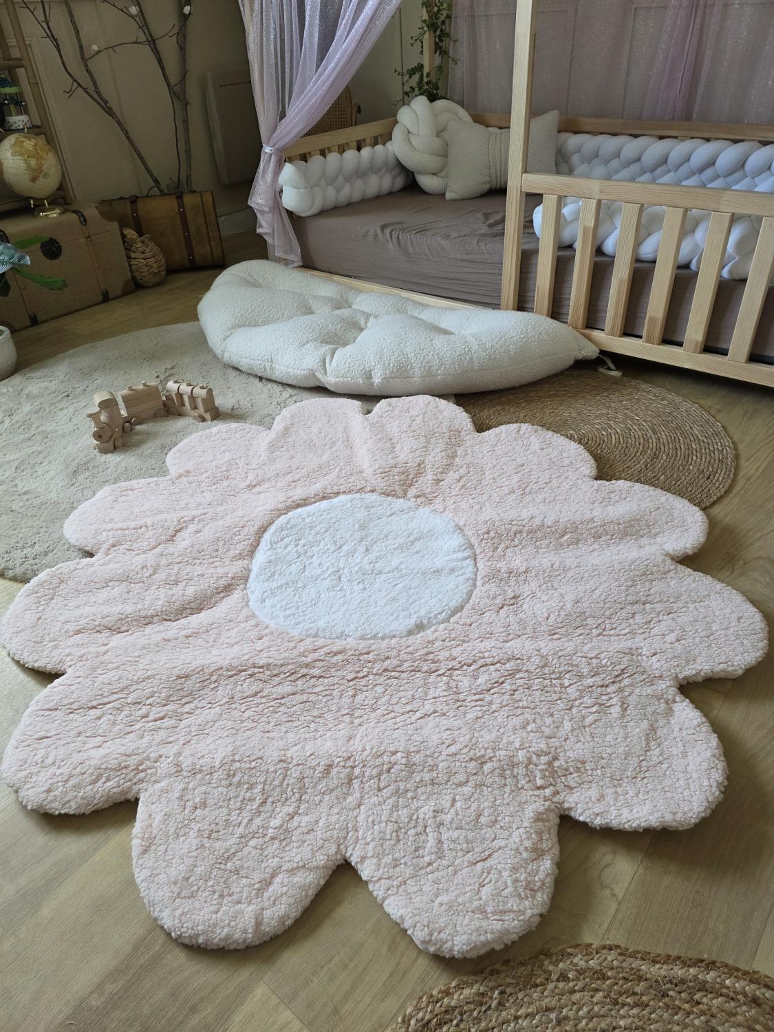 Tapis Marguerite rose 140cm