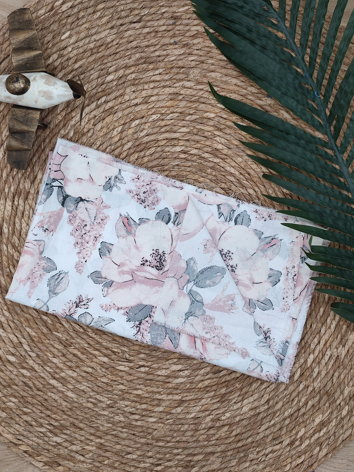 Tissu en coton - Popeline de coton - Motif Wil flowers