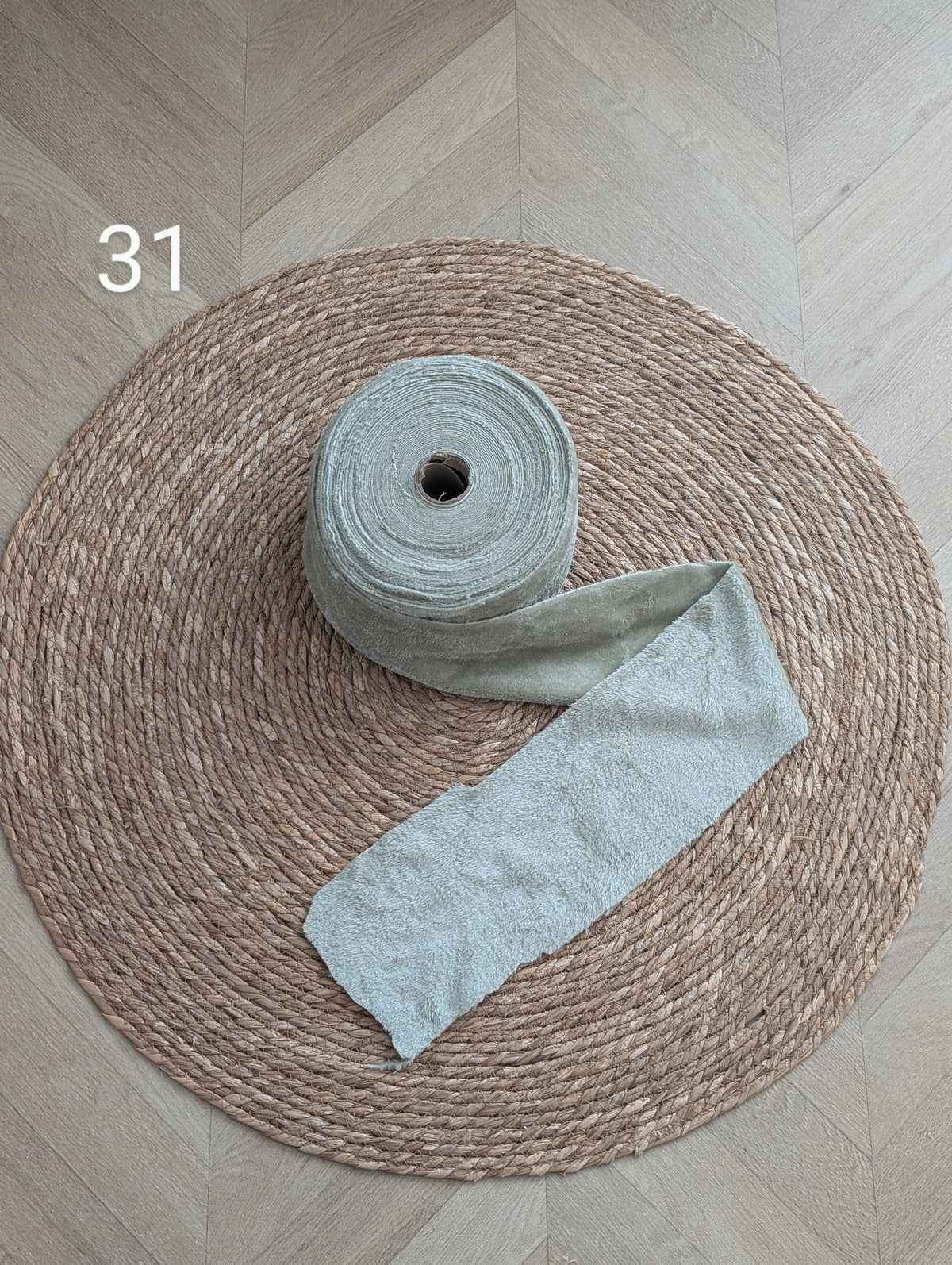 Chute de rouleau de tissus - N°31
