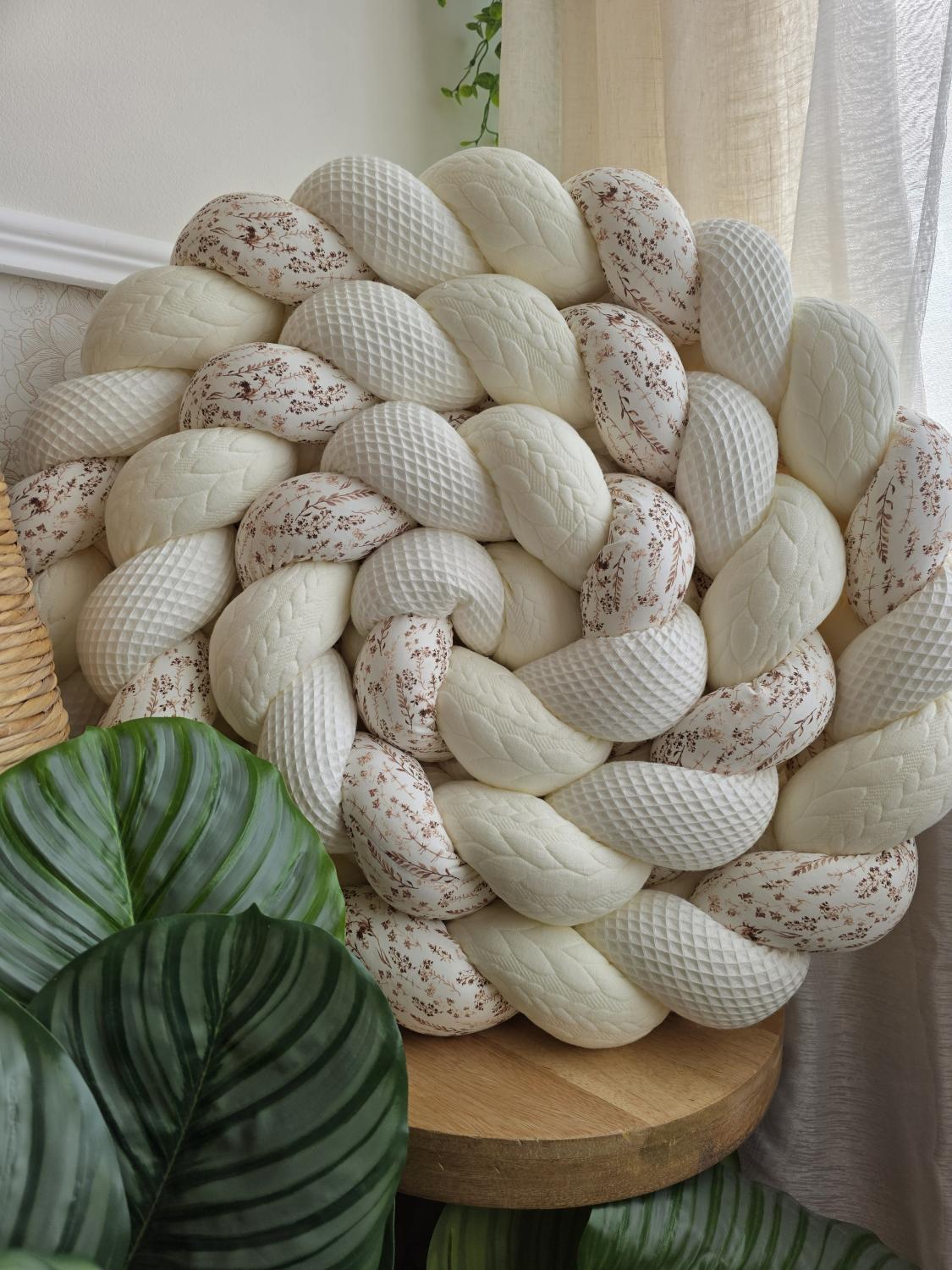 Tresse de lit 3 brins écru tricot écru et fleurs des champs 3.6m