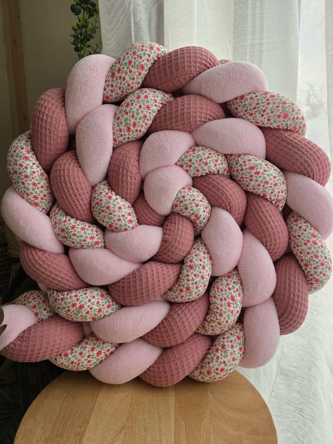Tresse de lit 3 brins vieux rose doudou rose et fleurs fushnia 4m
