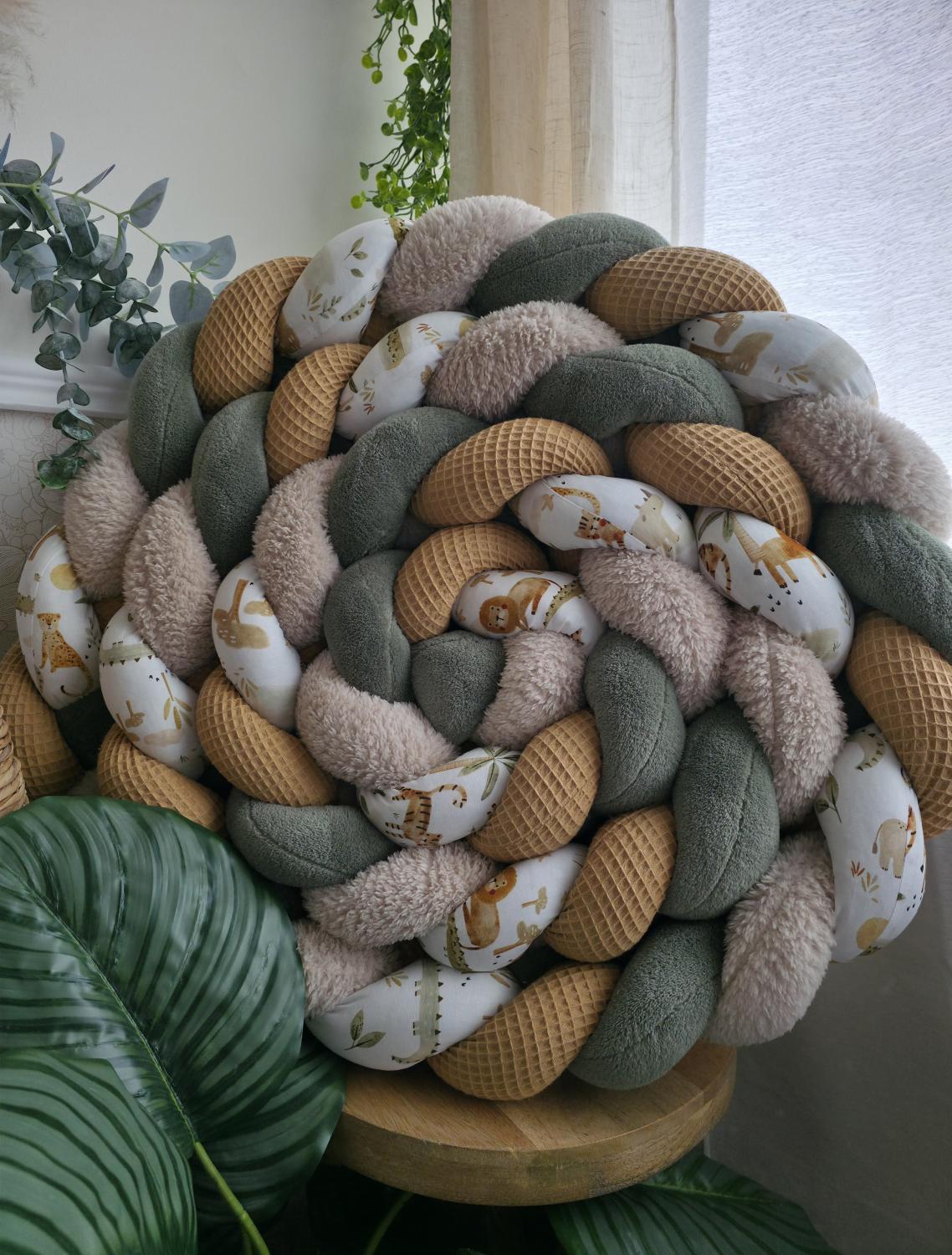 Tresse de lit 4 brins camel doudou olive moumoute beige et crocodile 4.6m