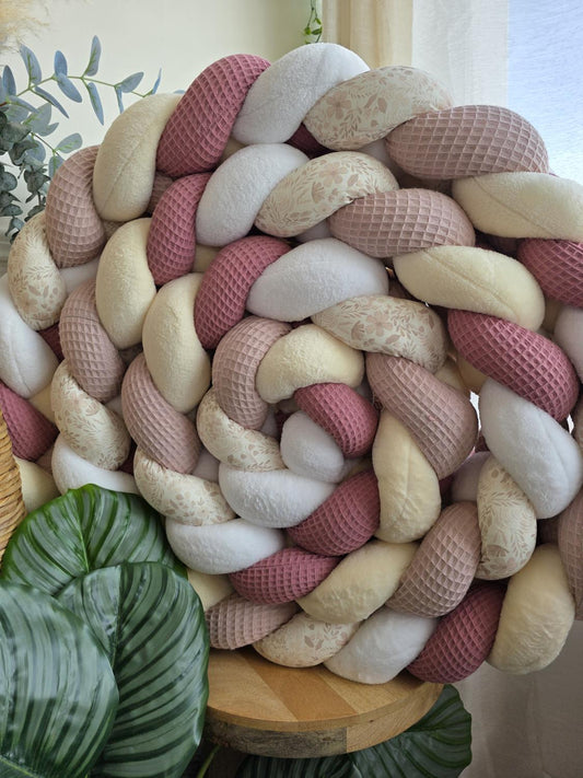 Tresse de lit 5 brins poudré vieux rose doudou blanc et écru et fleurs pâles 4.8m