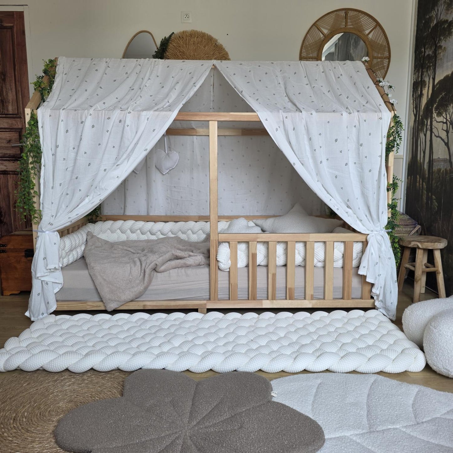 Ciel de lit cabane modèle A branches vertes
