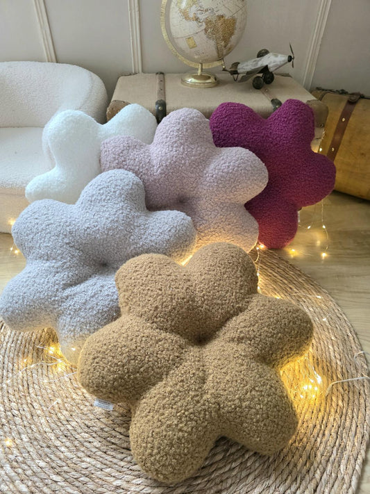 Coussin fleur bouclette