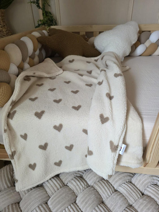 Couverture fine 100x140 doudou  beige et teddy écru coeur galet