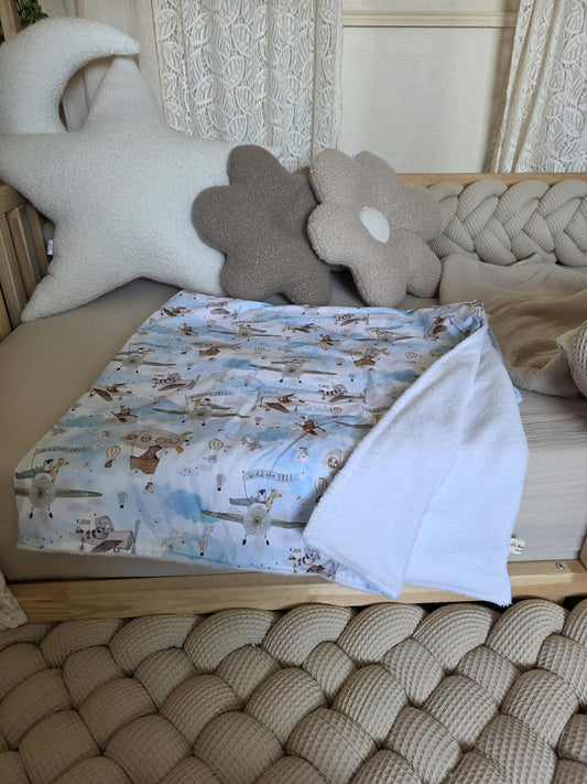 Couverture fine 100x140cm avions et doudou blanc