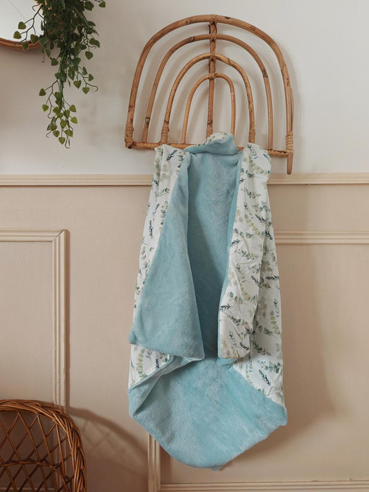 Petite couverture epaisse branche eucalyptus et moumoute écru