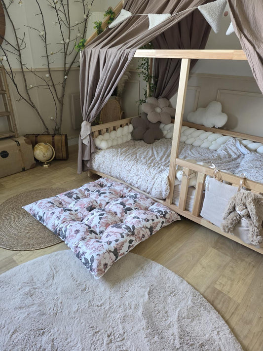 Tapis moelleux wild flowers 80.80cm AVEC DEFAUT