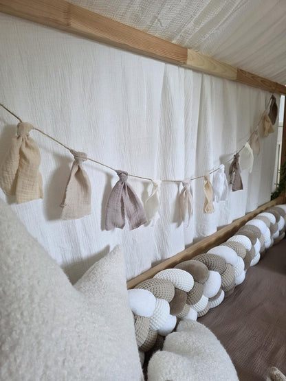 Guirlande jute et pompons - Sur mesure