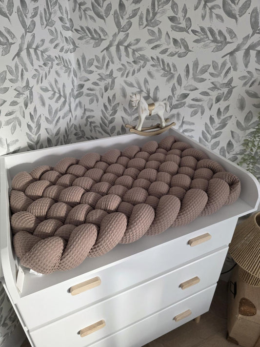 Tapis à langer tressé café