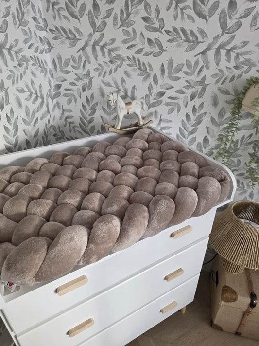 Tapis à langer tressé doudou galet