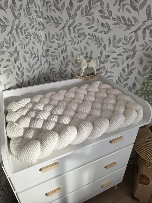 Tapis à langer tressé écru