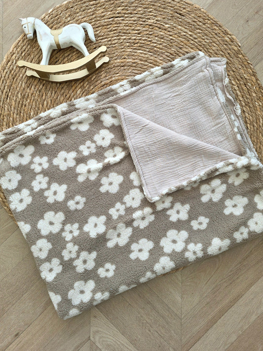 Couverture 100x140cm fine teddy beige et fleur écru