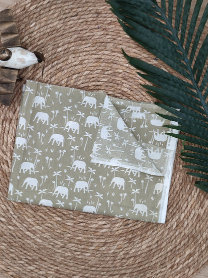 Tissu en coton - Popeline de coton - Motif Elephant olive