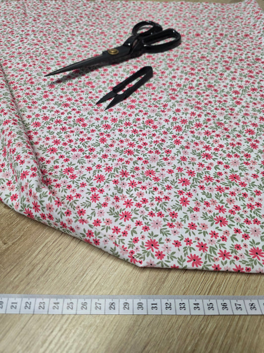Tissu en coton - Popeline de coton - motif Fleurs fushia