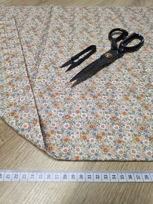 Tissu en coton - Popeline de coton - Motif  Fleurs Liberty