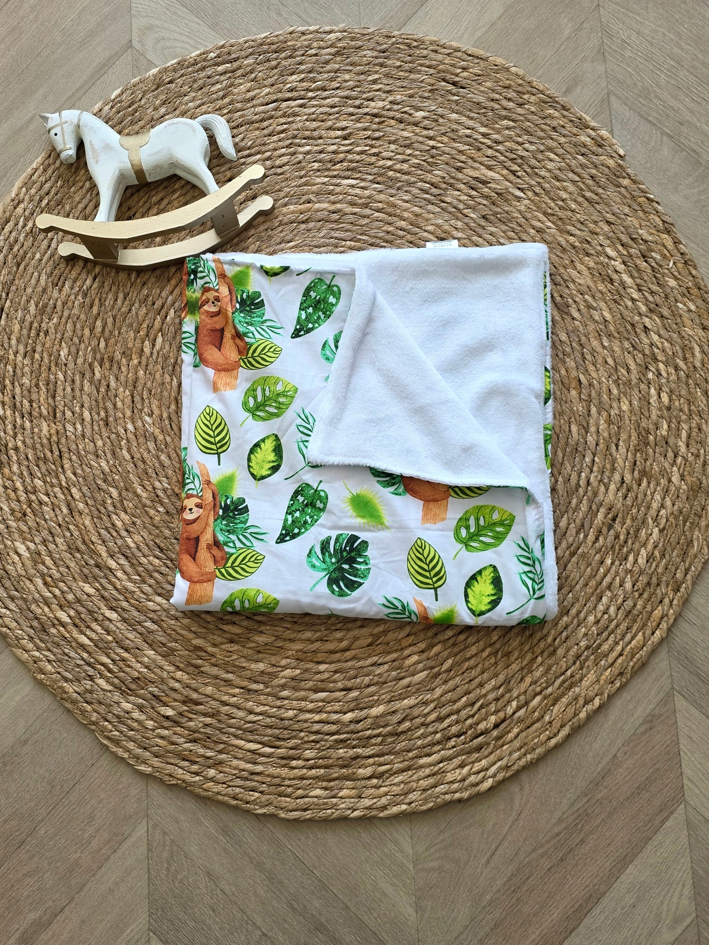Couverture 75x75cm fine paresseux et doudou blanc