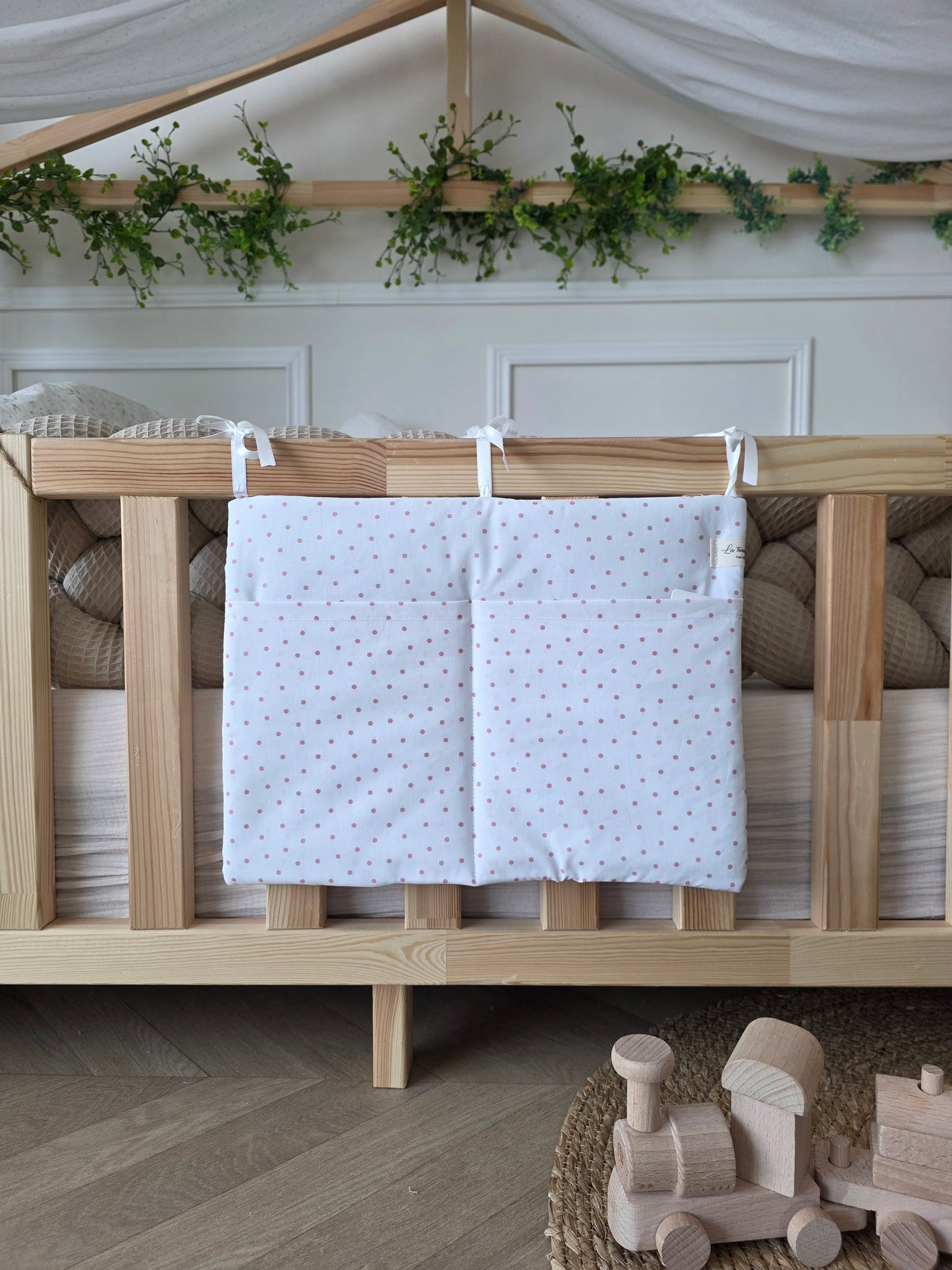 Range doudou blanc pois roses