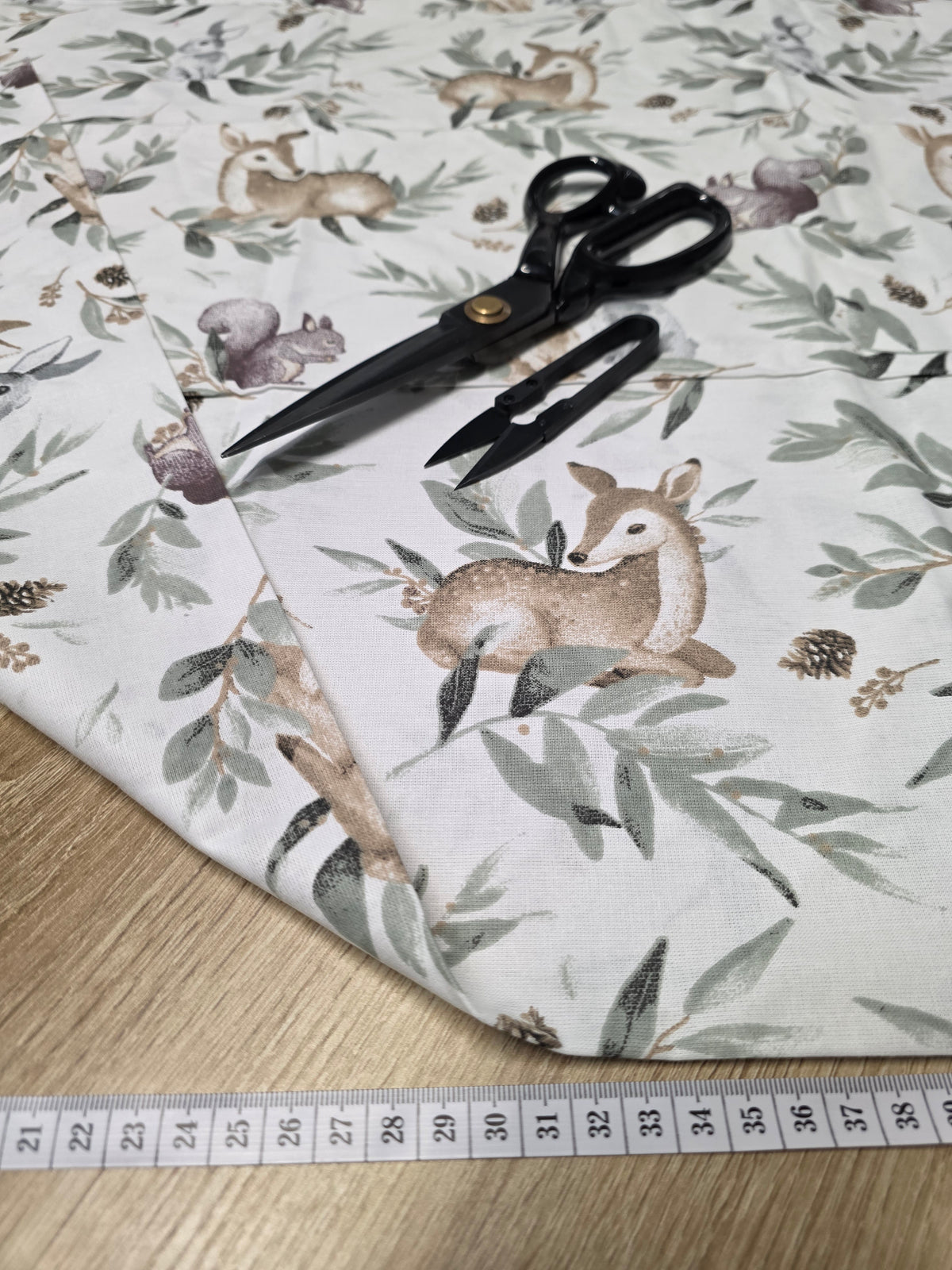Tissu en coton - Popeline de coton - motif Biche