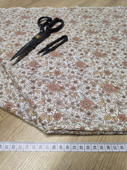Tissu en coton - Popeline de coton - motif Fleurs pêche