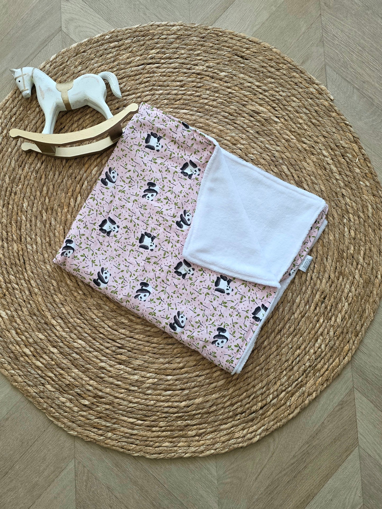 Couverture 75x75cm fine panda et doudou blanc