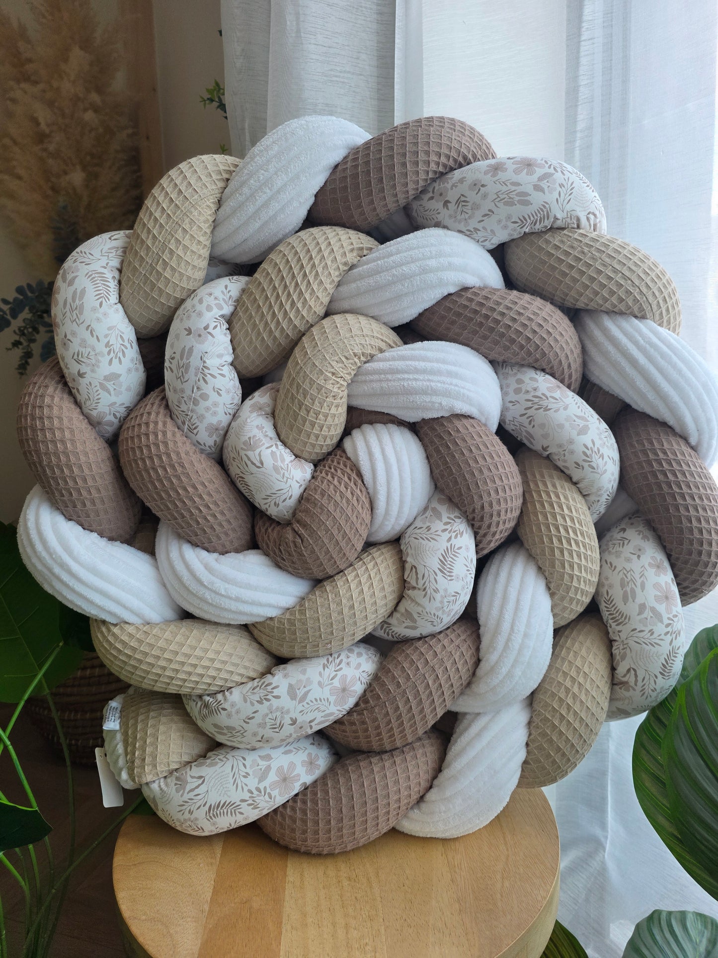 Tresse de lit 4 brins 360cm beige café côtelé blanc et fleurs pâles