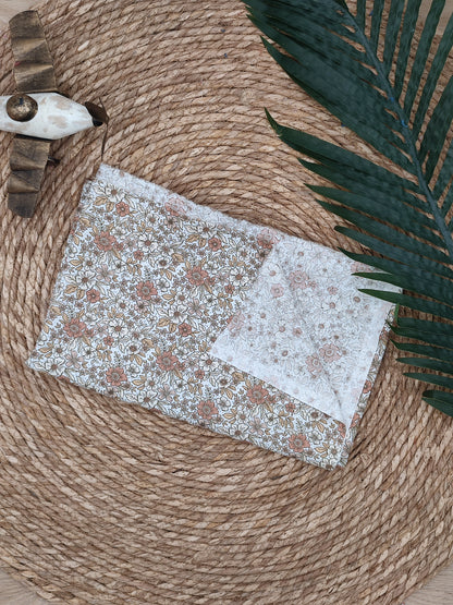 Tissu en coton - Popeline de coton - motif Fleurs pêche