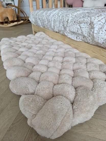 Tapis tressé 100x40cm fourrure beige