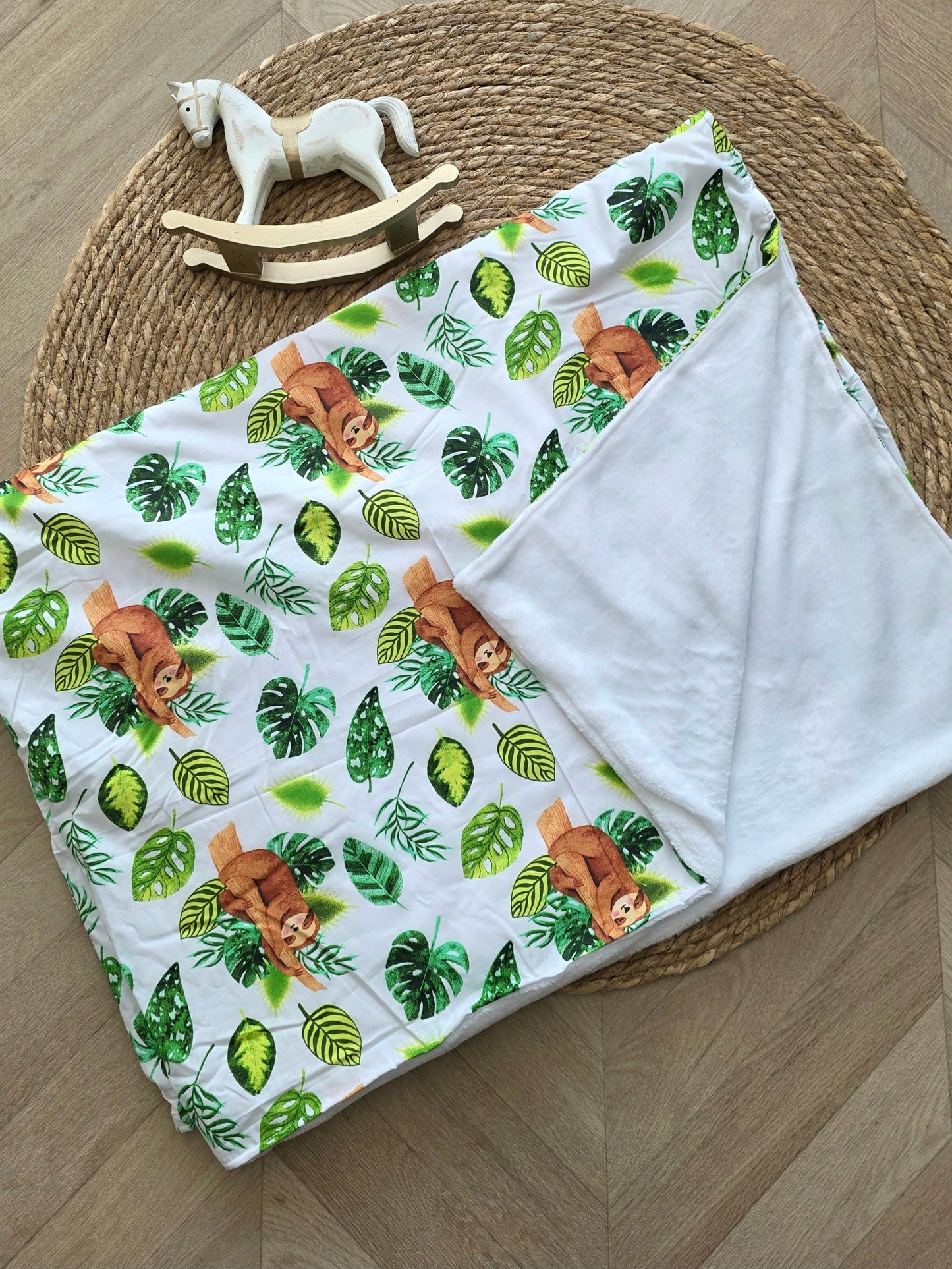 Couverture 100x140cm fine paresseux et doudou blanc