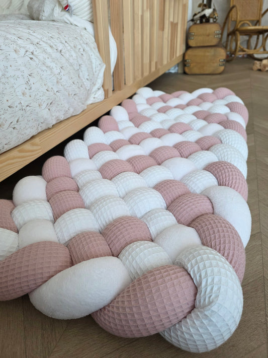 Tapis tressé 100x40cm blanc poudré et doudou blanc