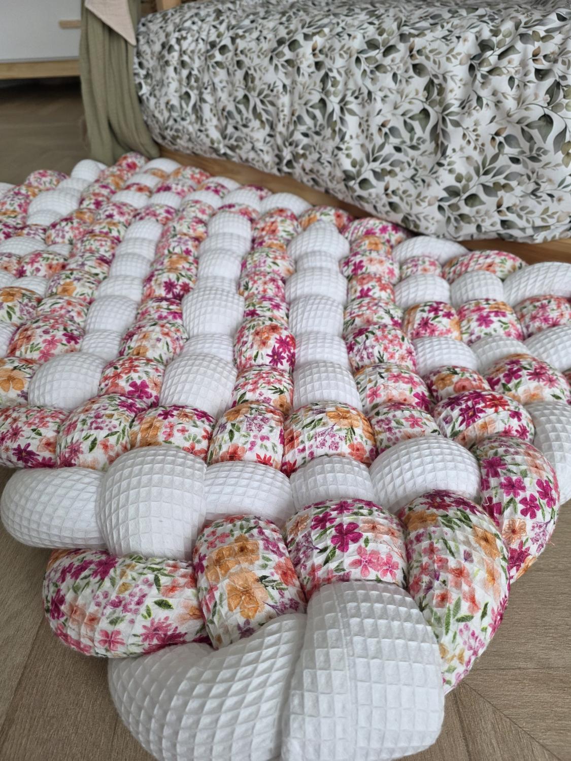 Tapis tressé 100x60cm blanc et dahlia