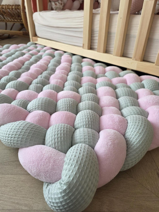 Tapis tressé 120x60cm vert d'eau et doudou rose