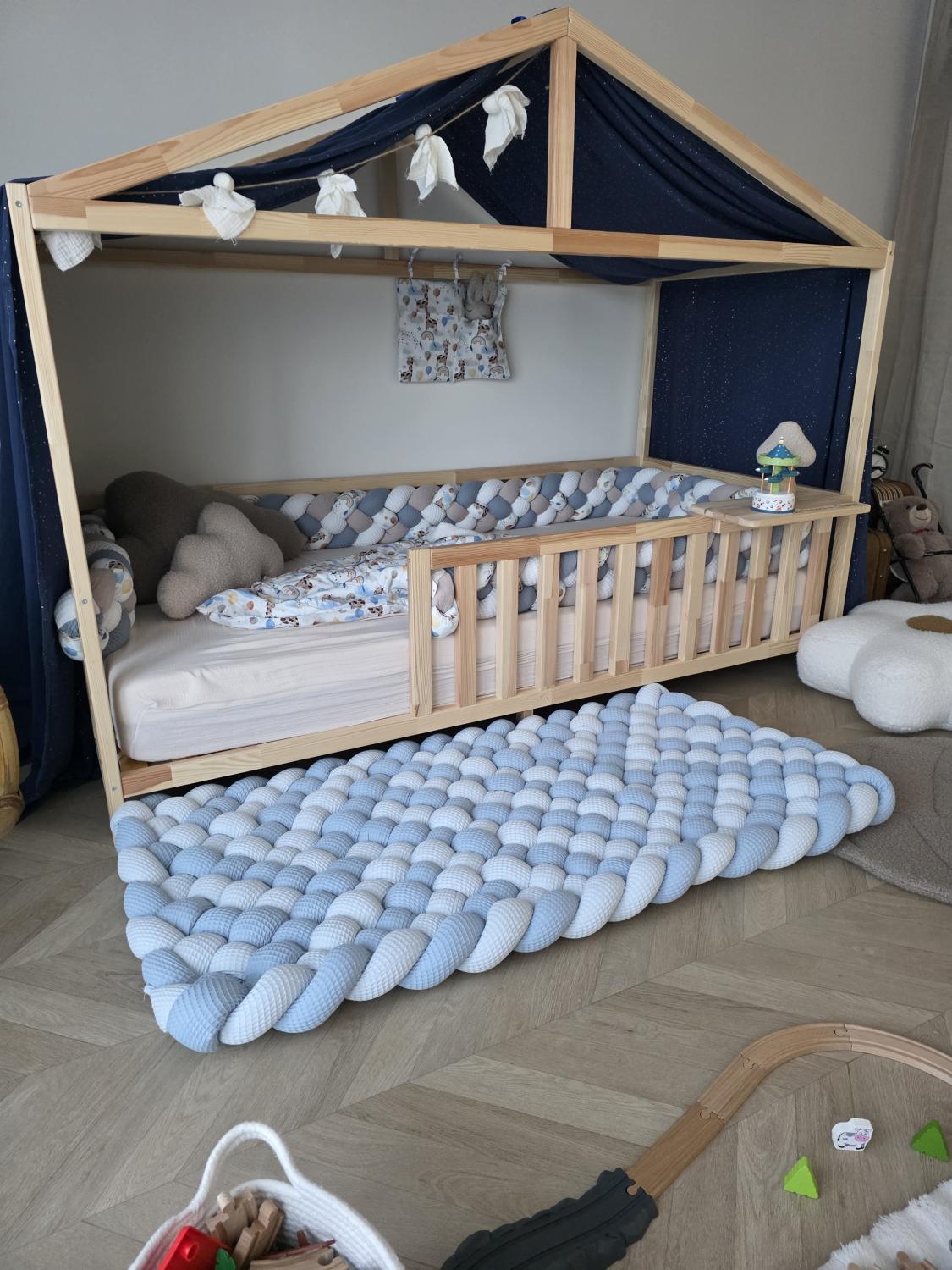 Tapis tressé 140x70cm bleu et jean