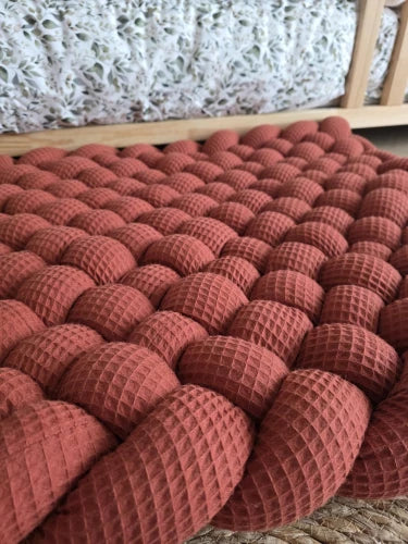 Tapis tressé 70x70cm marsala