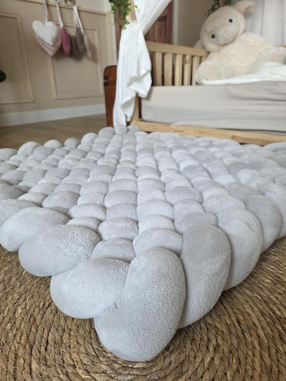 Tapis tressé 90x90cm doudou gris