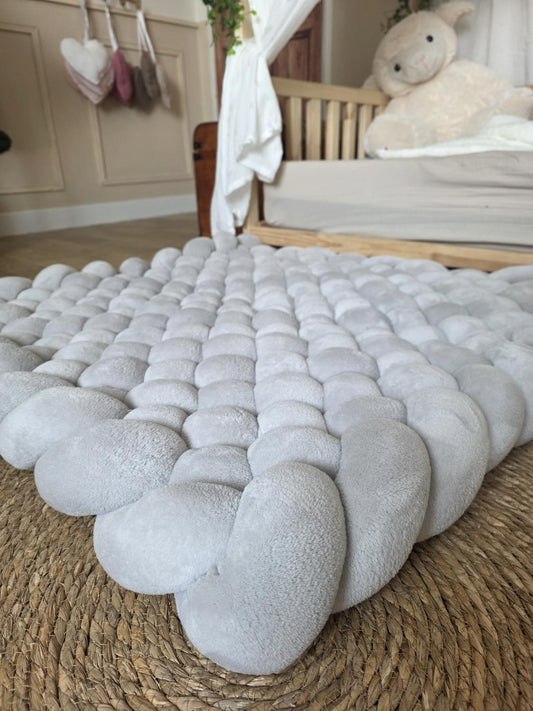Tapis tressé 90x90cm doudou gris