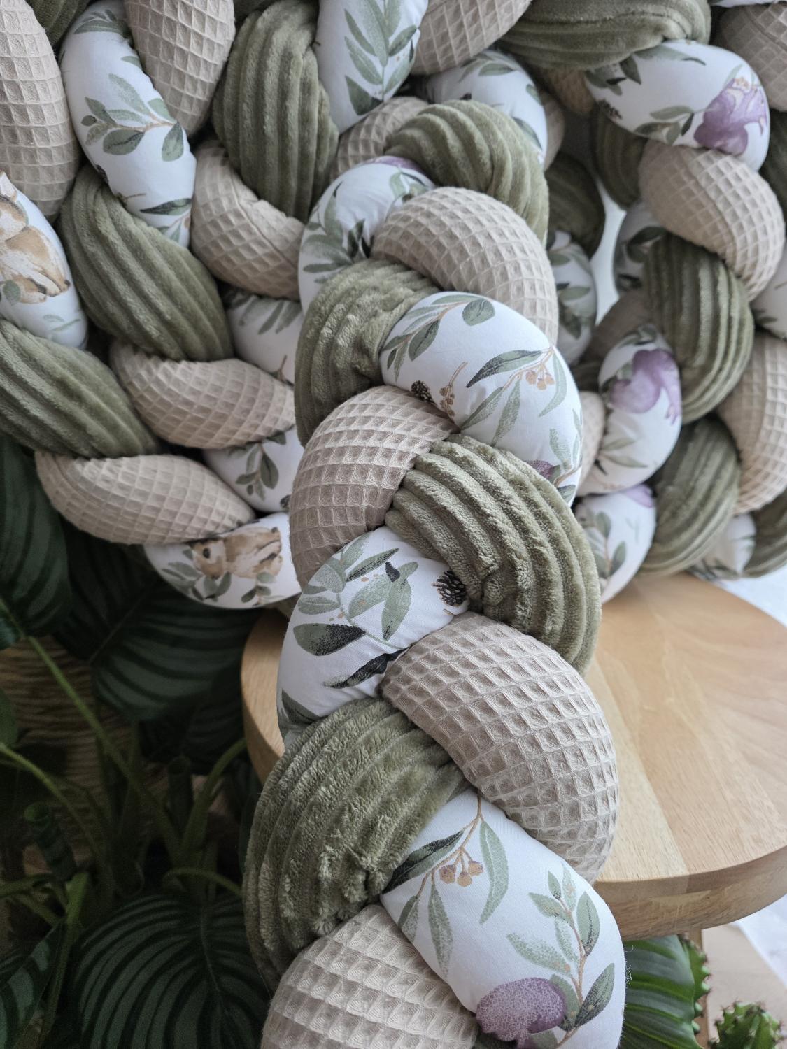 Tresse de lit 3 brins beige cotelé olive et et biche 4.6m