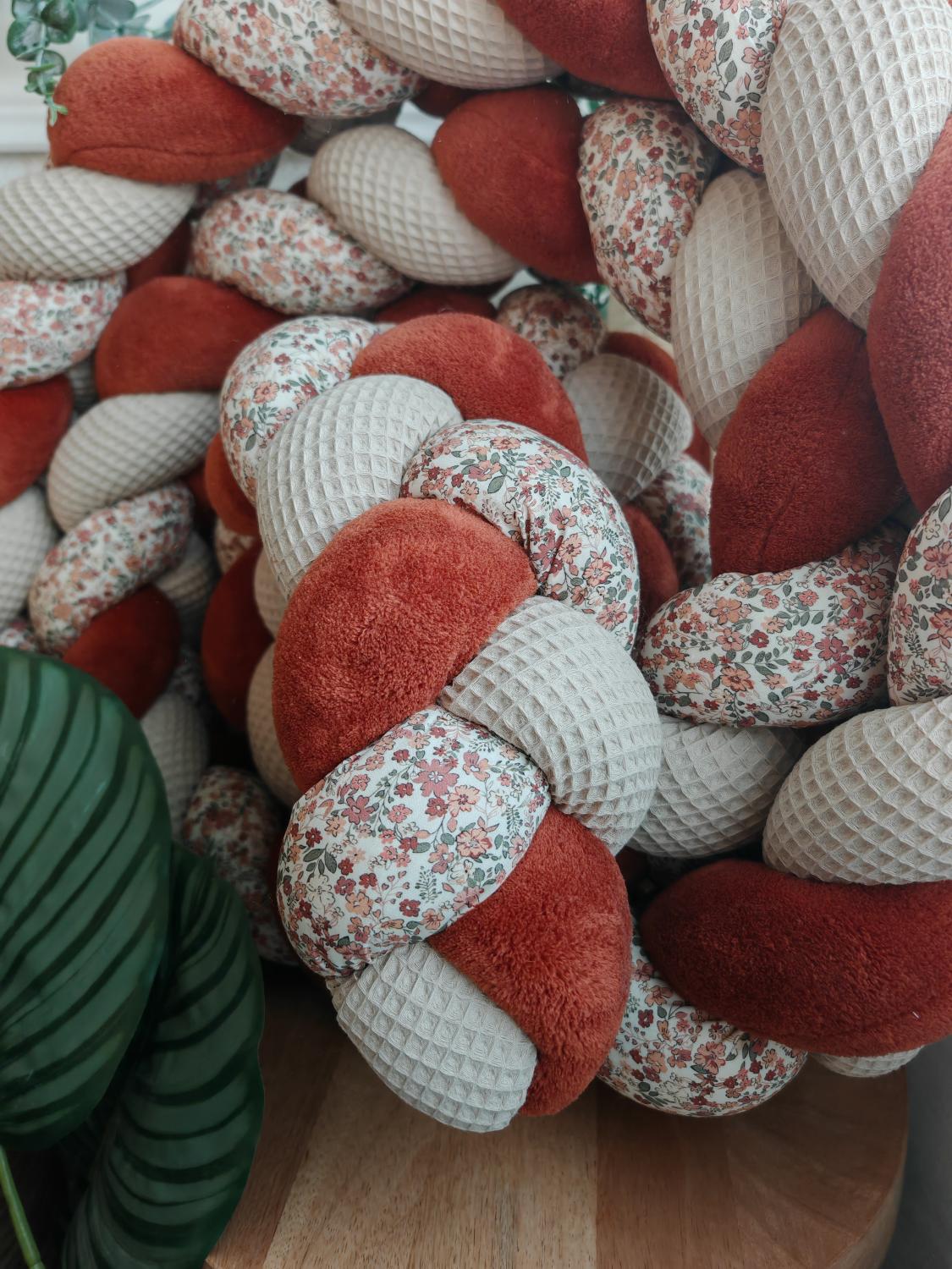 Tresse de lit 3 brins beige doudou terracotta et fleurs d'été 4m