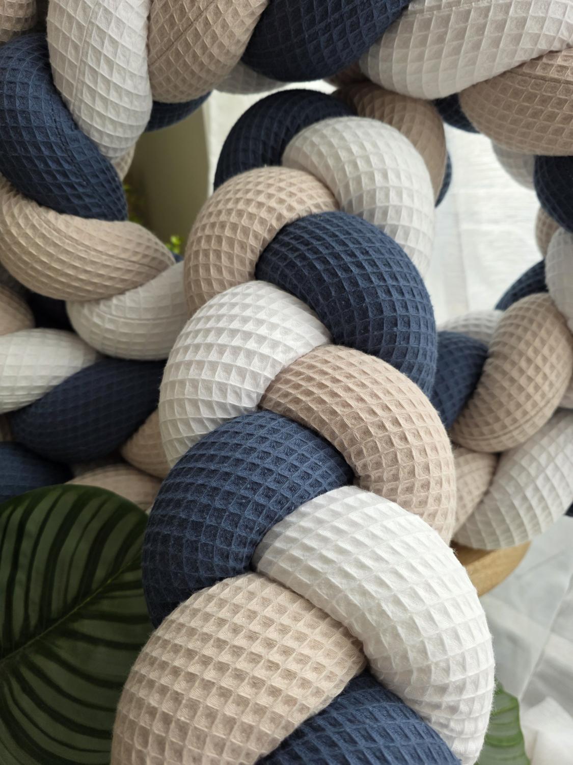 Tresse de lit 3 brins blanc beige et marine 4.6m