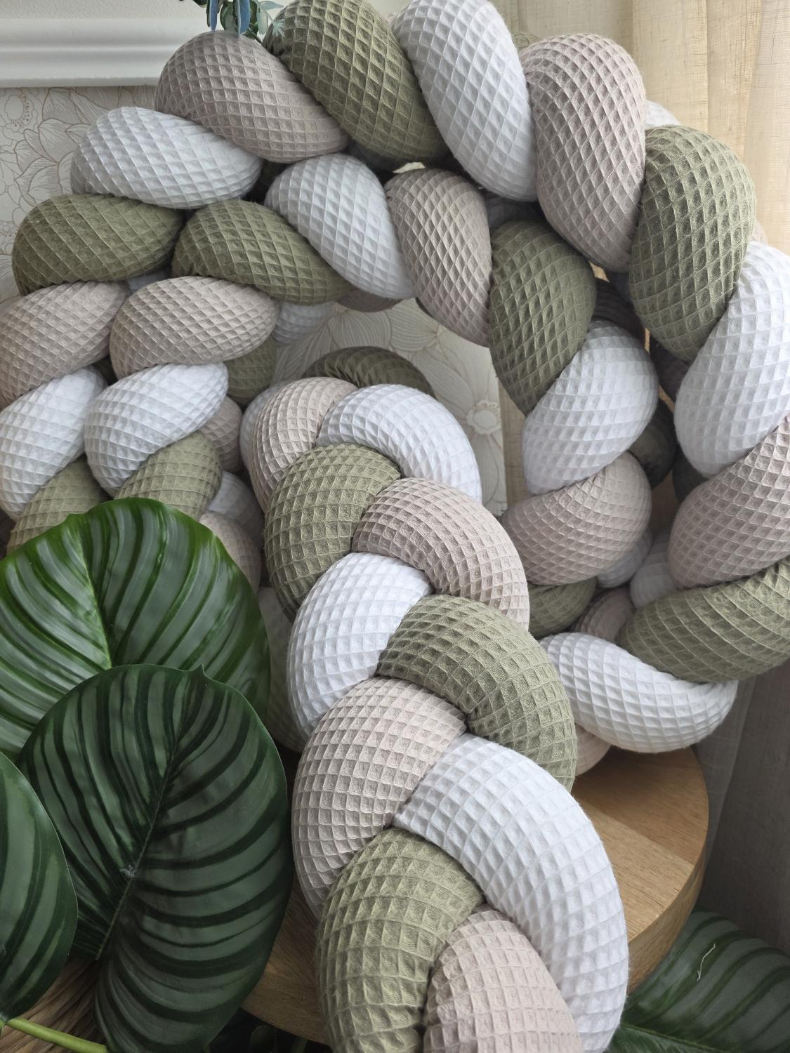 Tresse de lit 3 brins blanc beige et olive 3m