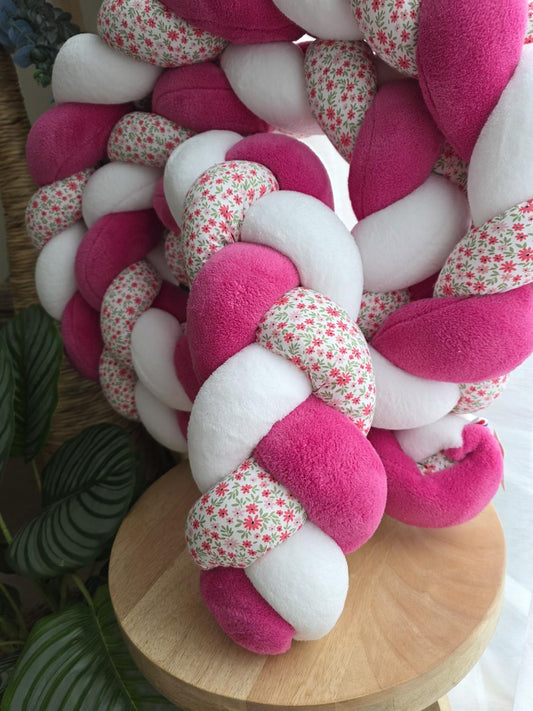 Tresse de lit 3 brins doudou blanc fushia et fleur fuchsia 3.6m