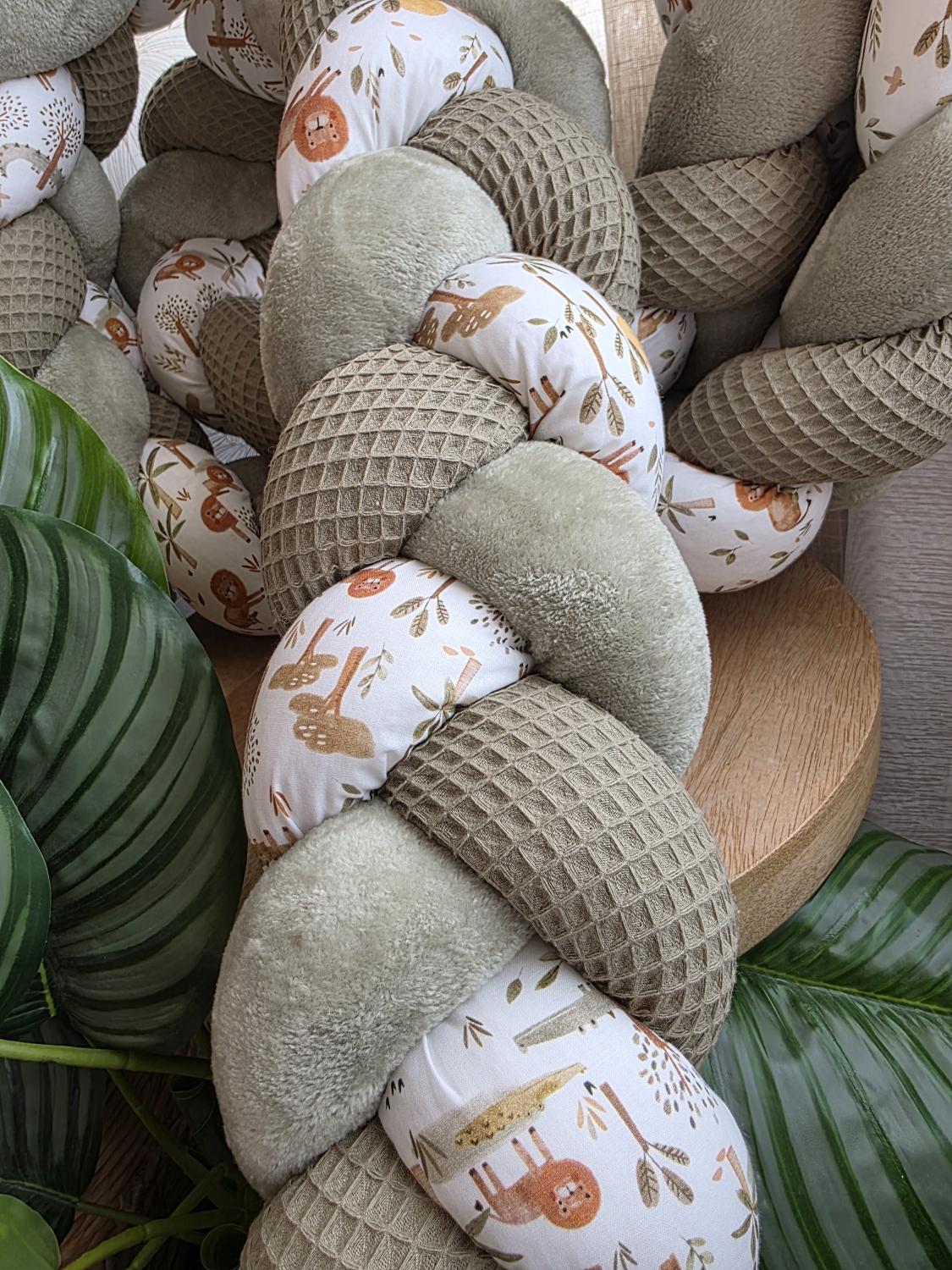 Tresse de lit 3 brins olive doudou jade et crocodile 3,6m