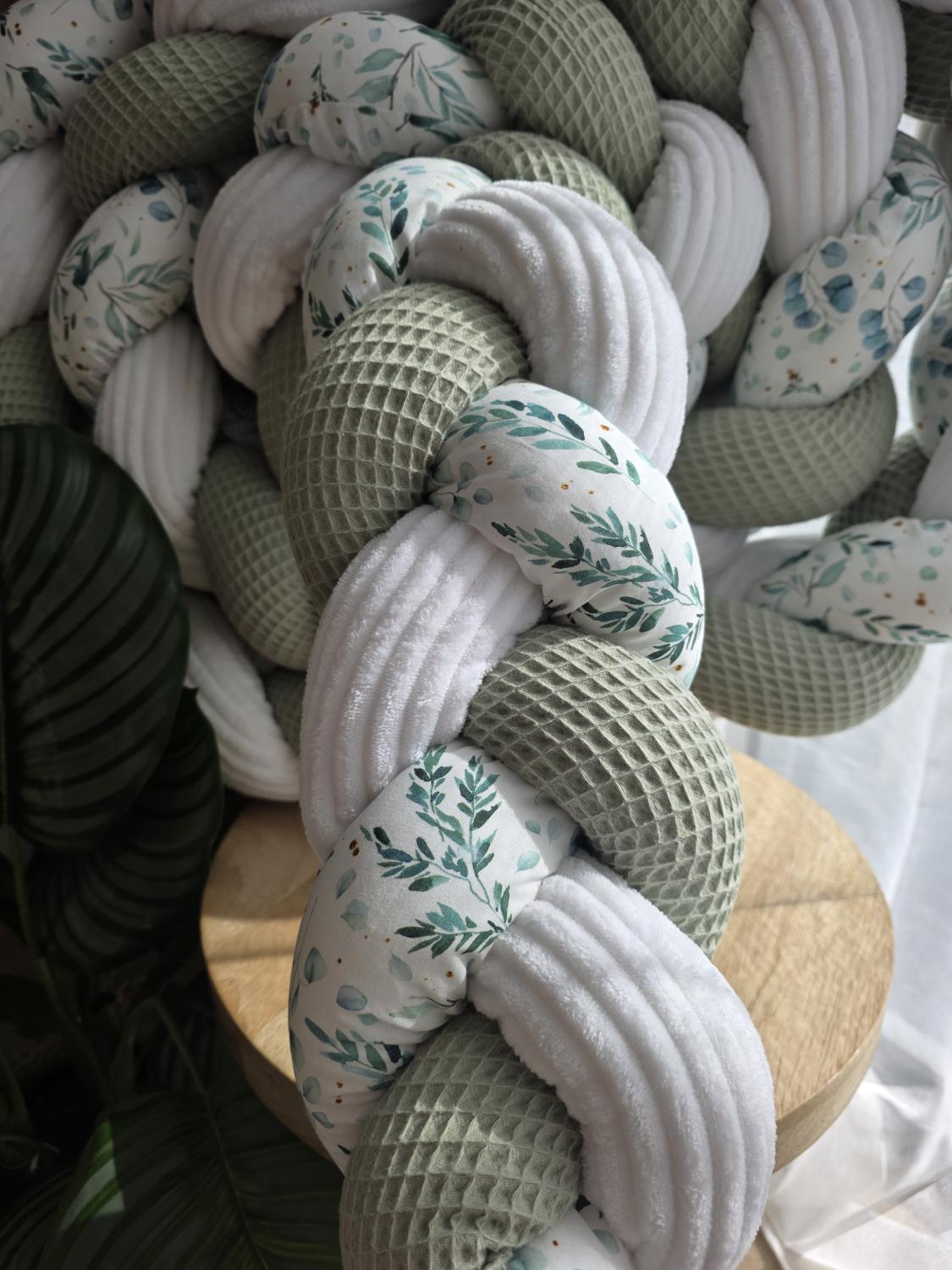 Tresse de lit 3 brins sauge côtelé blanc eucalyptus 3.6m