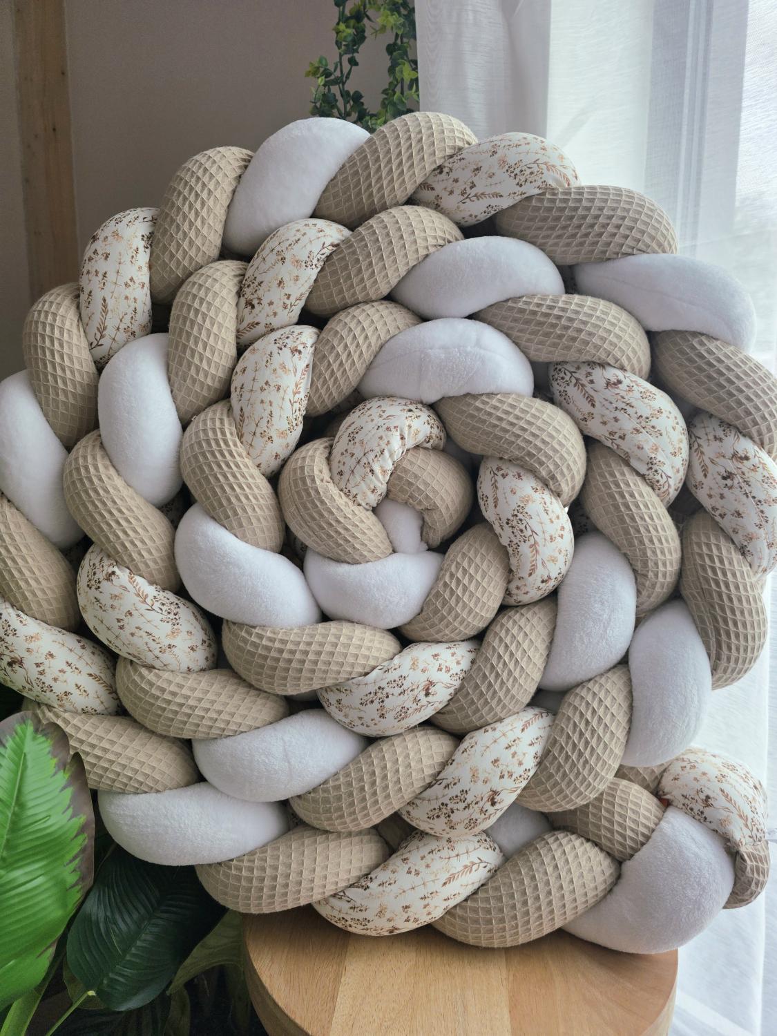 Tresse de lit 4 brins beige doudou blanc et fleurs des champs 5.1m