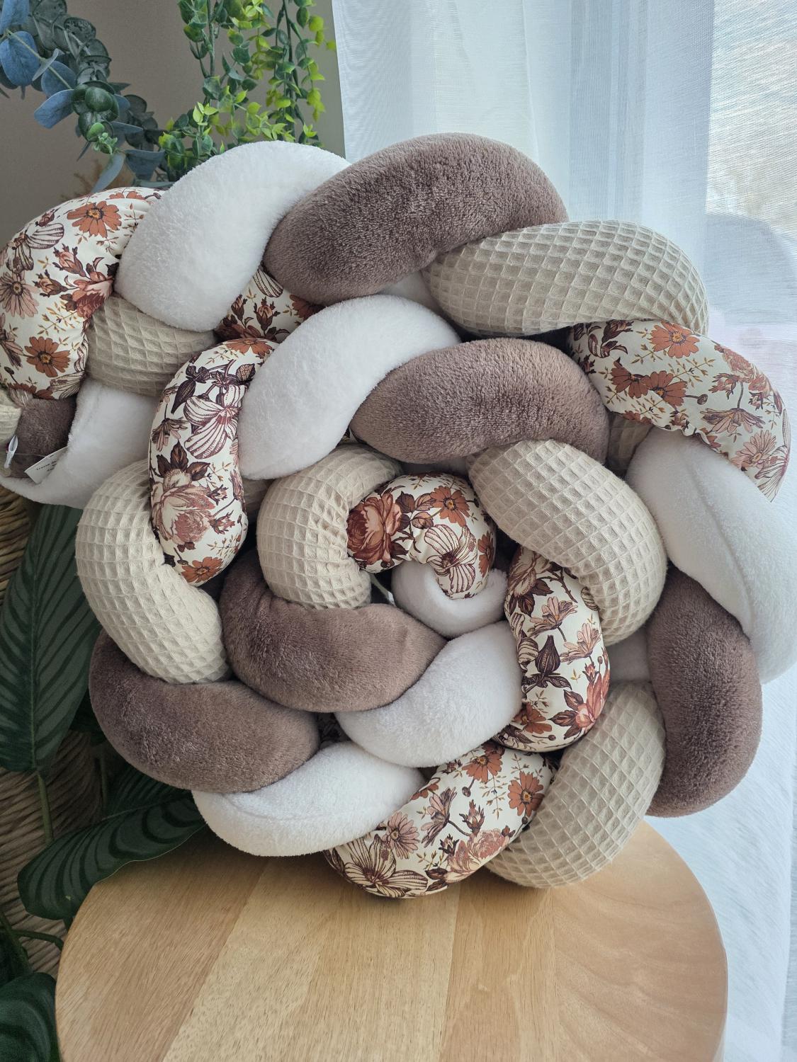 Tresse de lit 4 brins beige doudou écru marron et old flowers 2 m