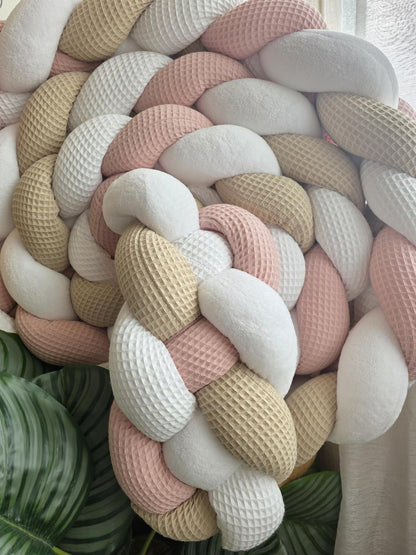 Tresse de lit 4 brins blanc beige poudré et doudou blanc 4.6m