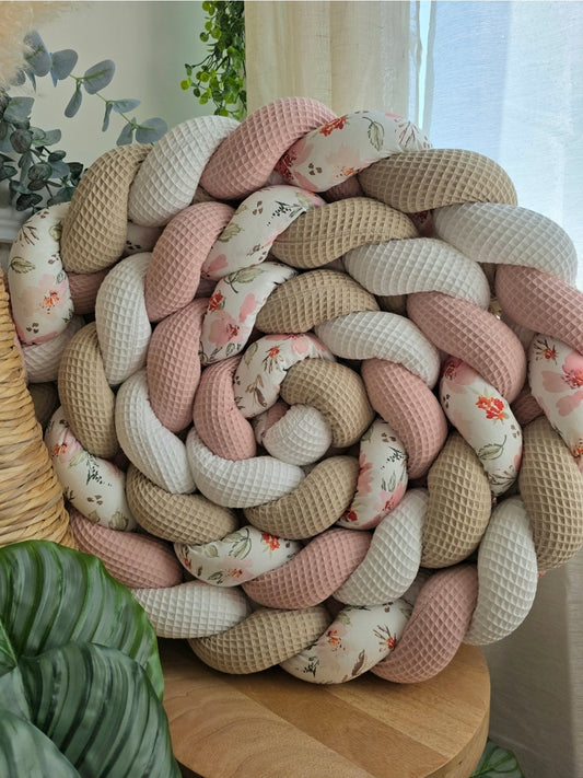 Tresse de lit 4 brins blanc beige poudré et fleurs pastel 4.2m
